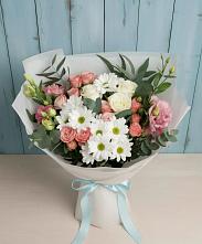 Букет цветов из:  Розы, Лизиантусы и Хризантемы в Шаран