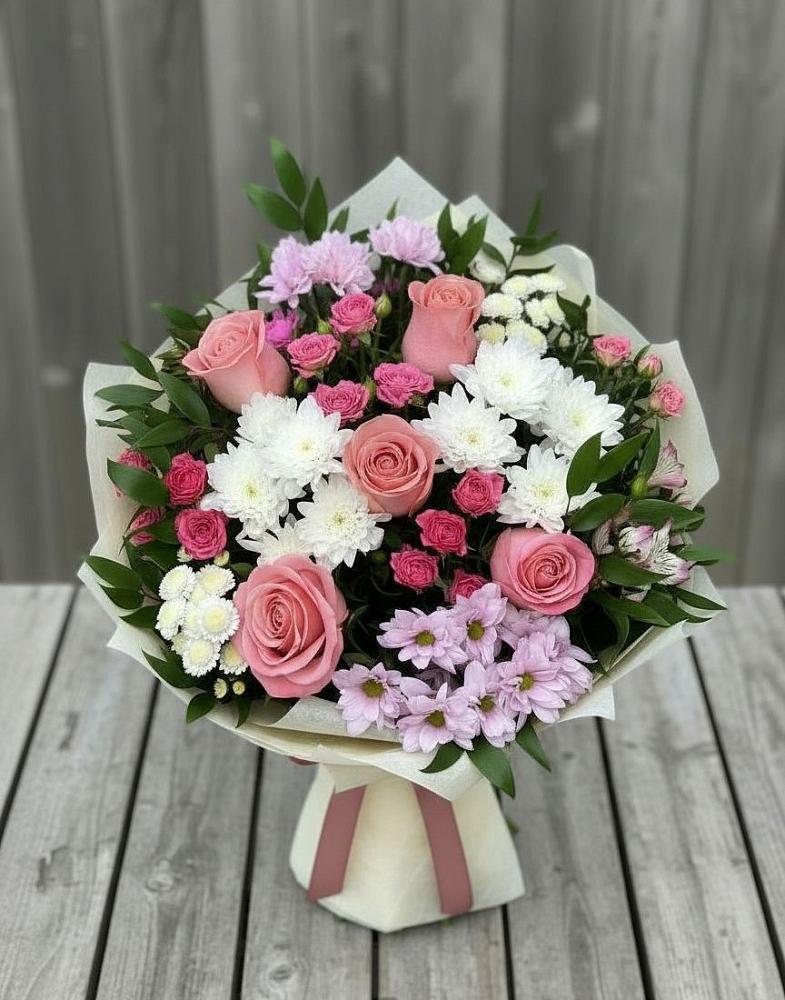 Букет цветов из: Альстромерии, Гвоздики, Розы и Хризантемы в Шаран