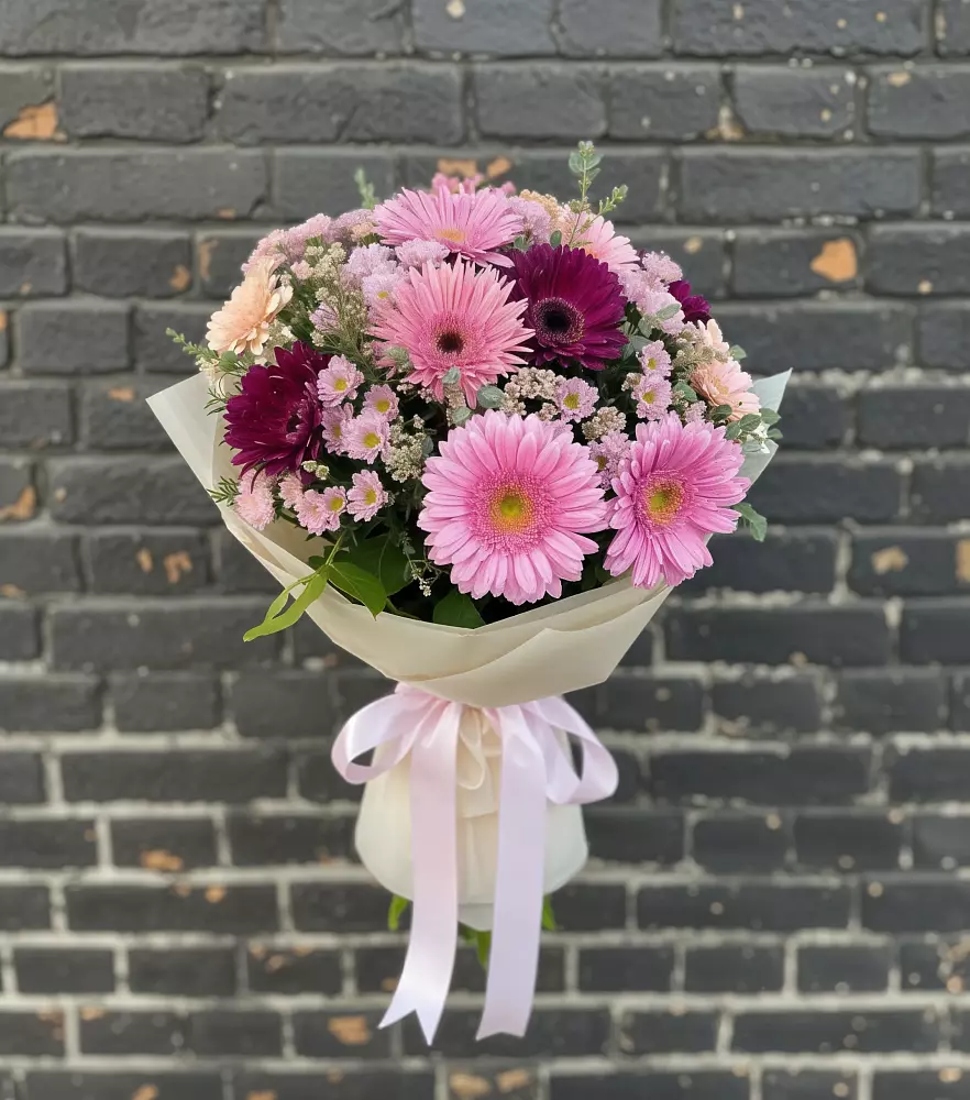 Букет цветов из: Герберы и Хризантемы в Шаран