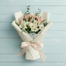 Букет цветов из:  Альстромерии #REPLACE_PRED# Шаран