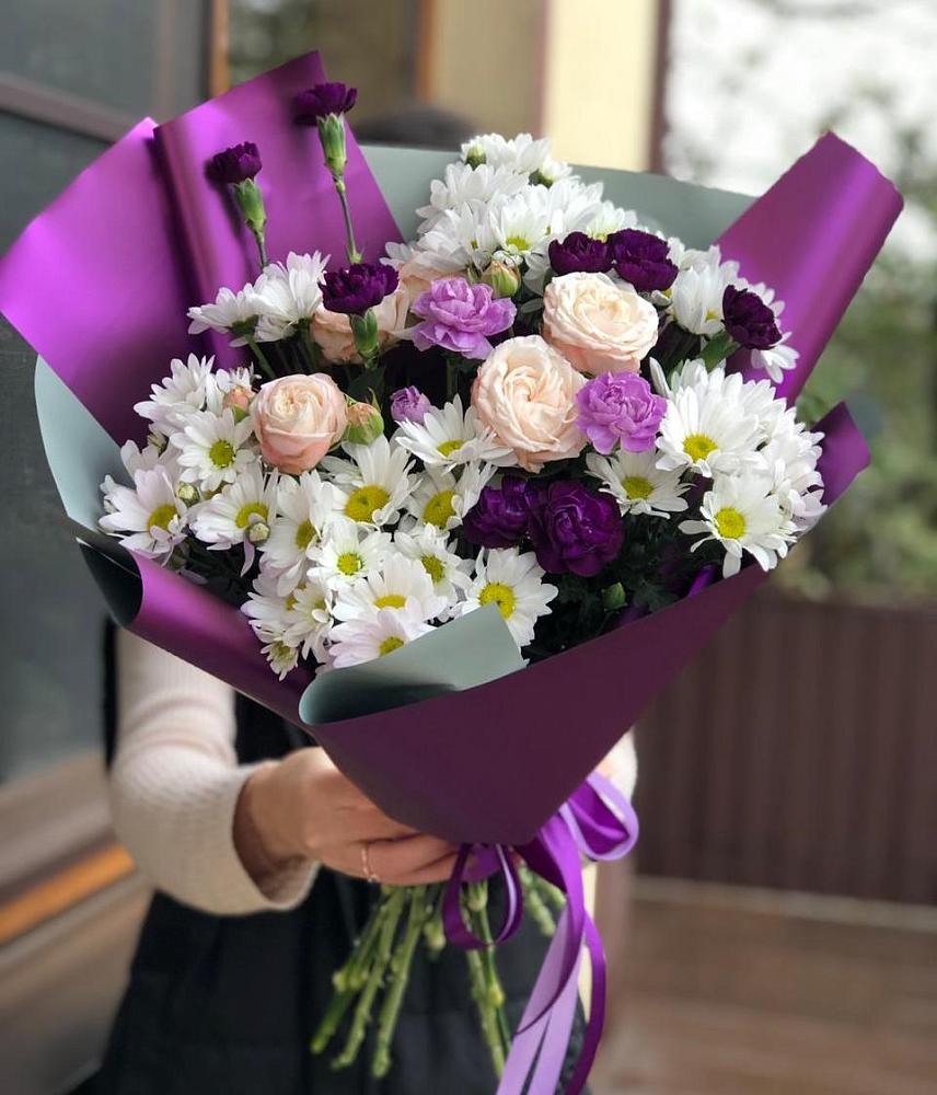 Букет цветов из: Хризантемы, Гвоздики и Розы в Шаран