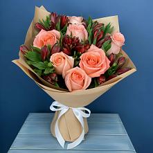 Букет цветов из:  Розы и Альстромерии в Шаран
