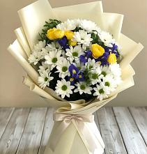 Букет цветов из:  Ирисы, Хризантемы и Розы #REPLACE_PRED# Шаран