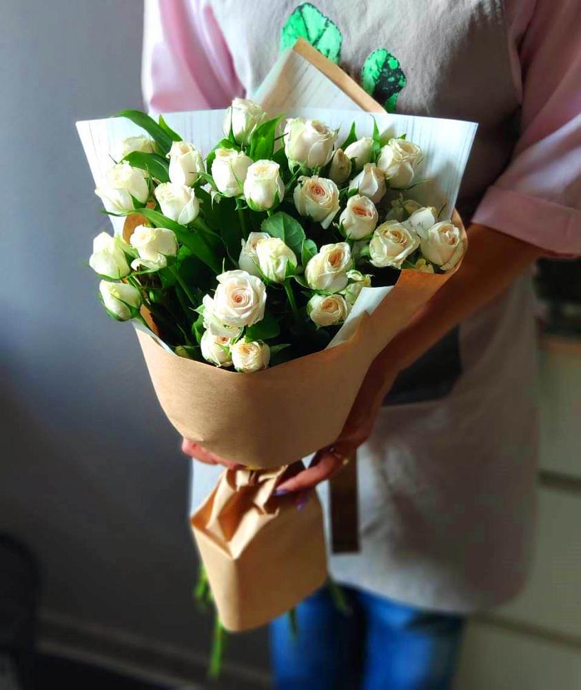 Букет цветов из: Розы в Шаран