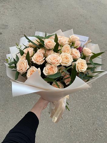 Букет Кремовые розы Латте в Шаран