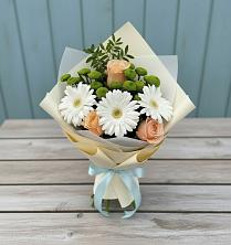 Букет цветов из:  Герберы, Розы и Хризантемы в Шаран