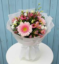 Букет цветов из:  Герберы, Альстромерии и Лизиантусы в Шаран