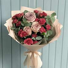 Букет цветов из:  Гвоздики и Розы в Шаран
