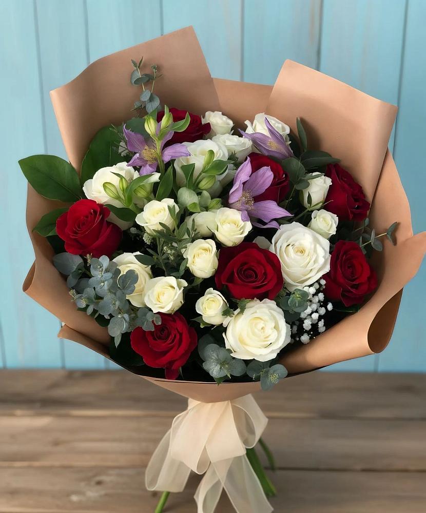 Букет цветов из: Розы и Альстромерии в Шаран